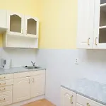 Club Bed & Breakfast 2*