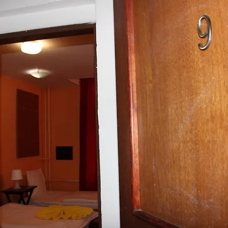 Bed & Breakfast Club Prague