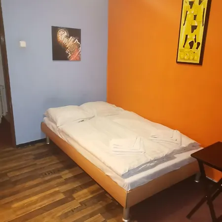 Bed and breakfast Club