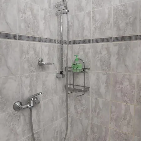 Club فندق مبيت وإفطار 2*