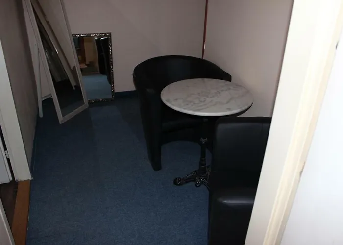 Club Bed & Breakfast 2*