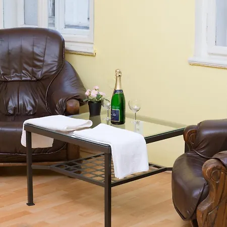 Nocleg ze śniadaniem Club Praga